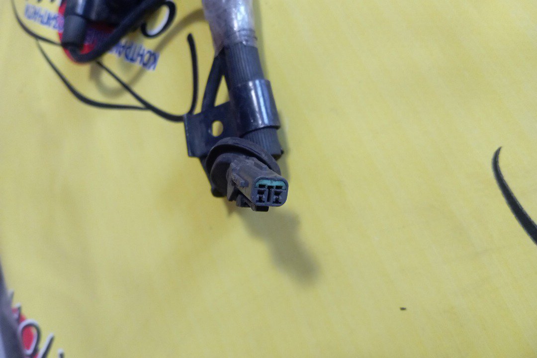 ДАТЧИК ABS/NIS/SERENA/KVC23/F/L