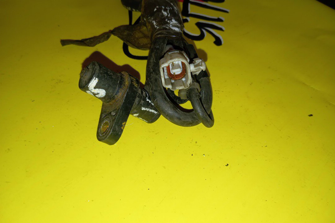 ДАТЧИК ABS/TOY/OPA//ACT10/ZCT10/ZCT15/ZNE10/AZT240/AZT241/F/R