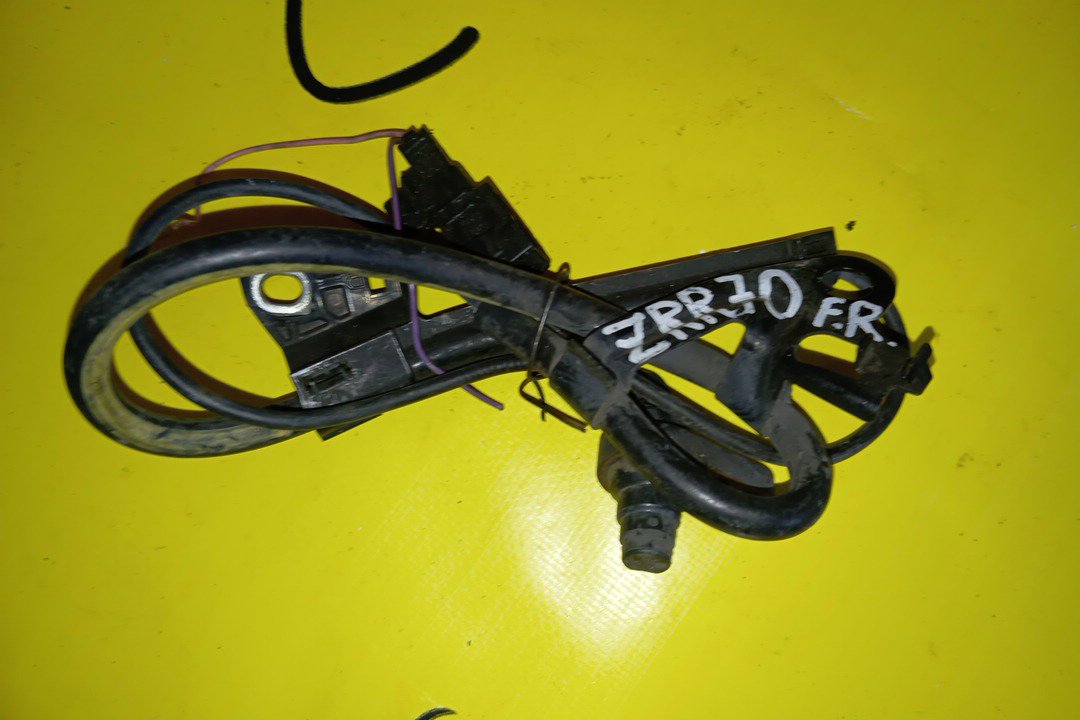 ДАТЧИК ABS/TOY/NOAH/VOXY/ZRR70/F/R