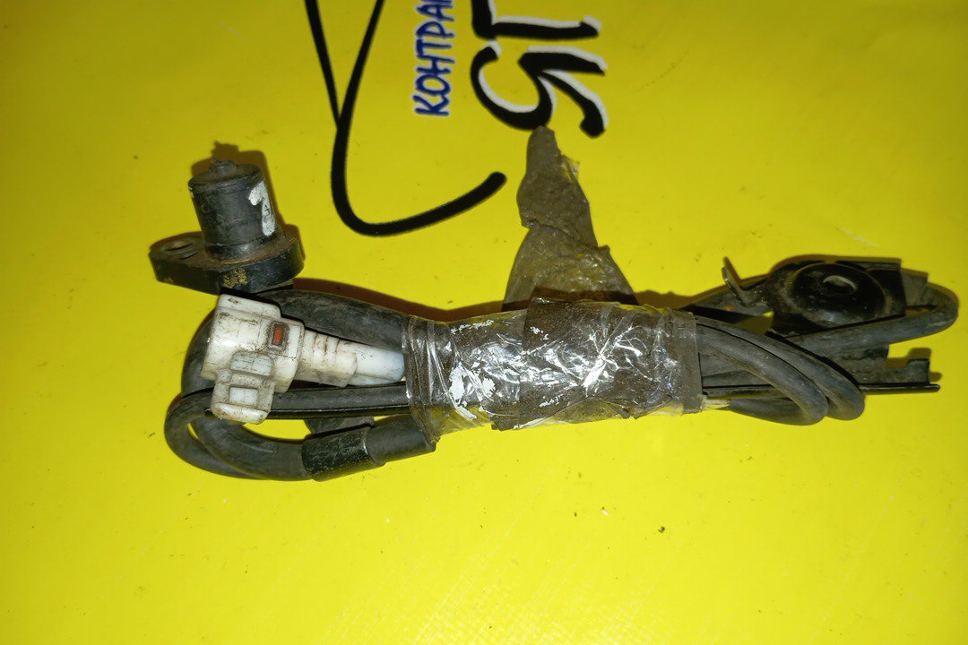 ДАТЧИК ABS/TOY/OPA//ACT10/ZCT10/ZCT15/ZNE10/AZT240/AZT241/F/R