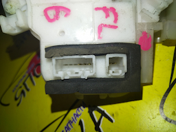 ЗАМОК ДВЕРИ/SUB/IMPREZA/GE2/GE3/GE6/GE7/GH2/GH3/GH6/GH7/GH8/F/L/2*3 КОНТ.