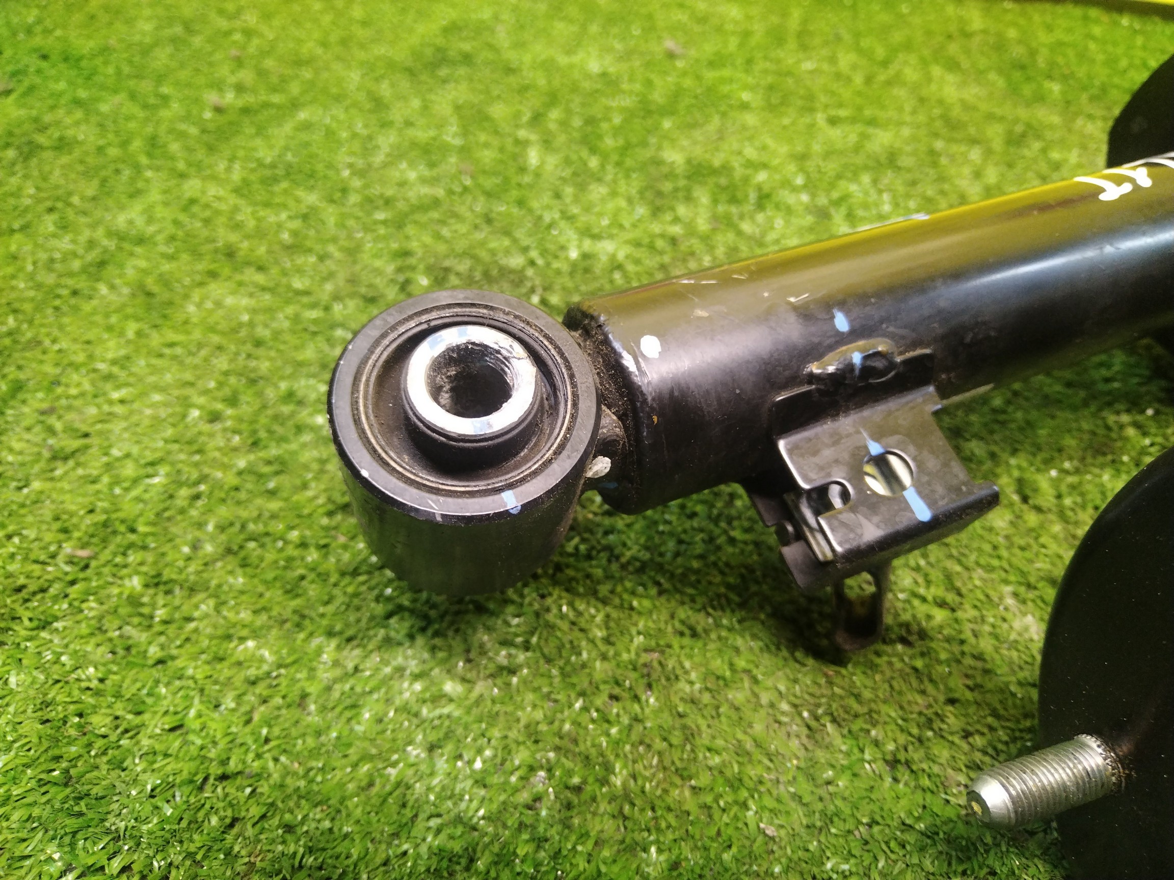 СТОЙКА/MMC/L200/KJ3T/KJ4T/KK1T/KK2T/KK3T/KK4T/KL1T/KL2T/KL3T/KL4T/4N15/F