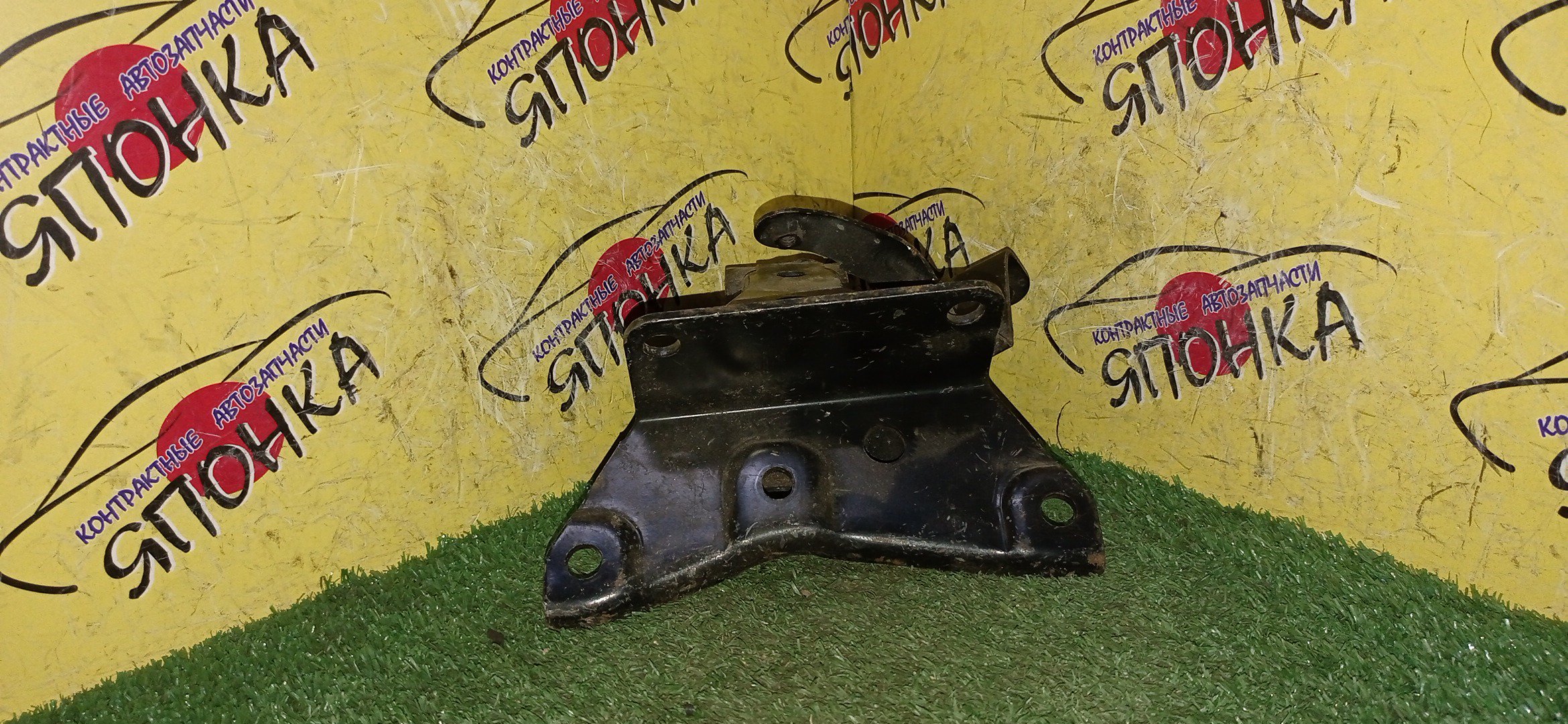 ПОДУШКА ДВС/NIS/SERENA/PC24/SR20-DE/2WD/CVT/F/L