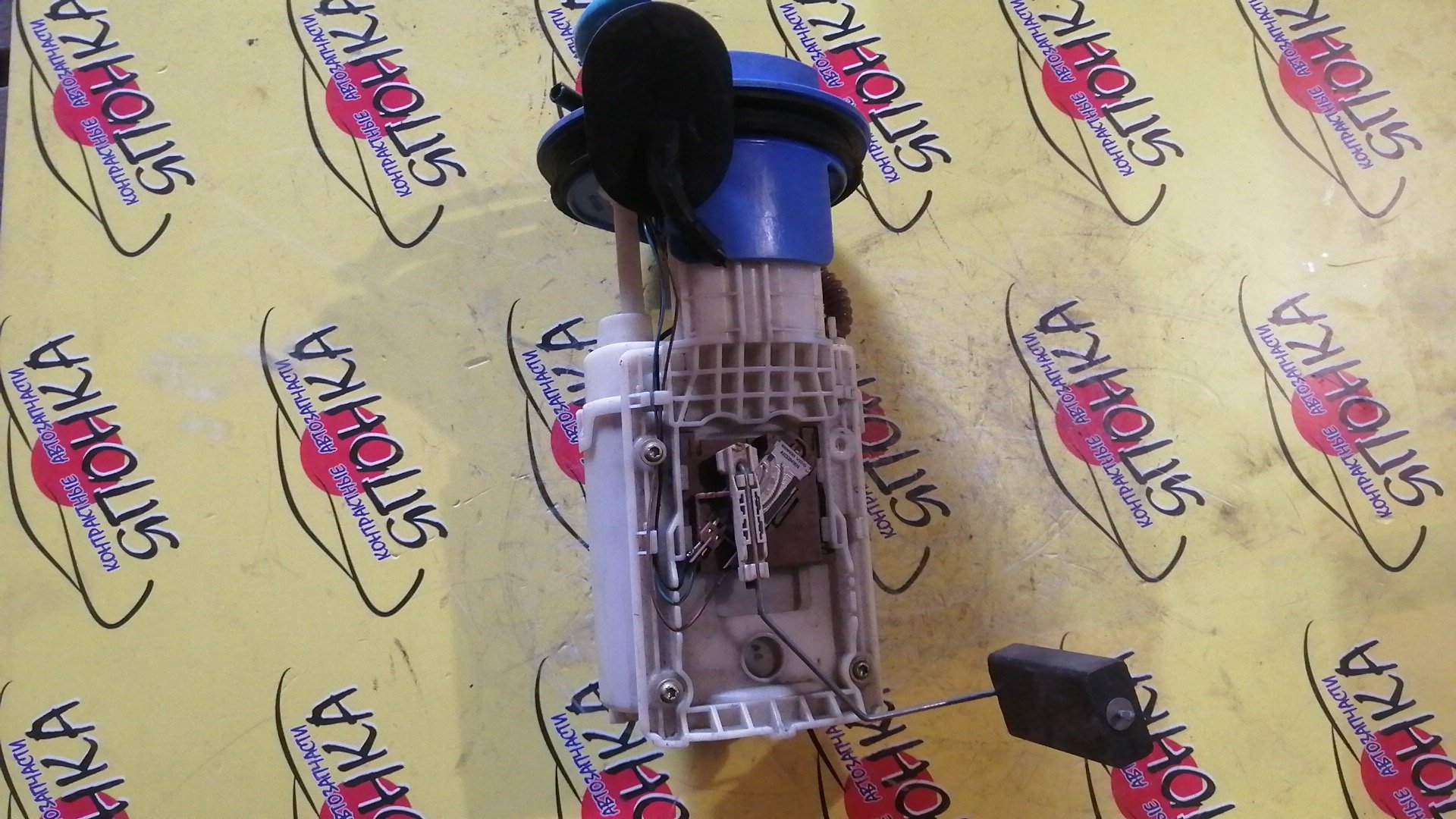 КОРПУС БЕНЗОНАСОСА/AUDI/A3/8P/2 ШТУЦЕРА