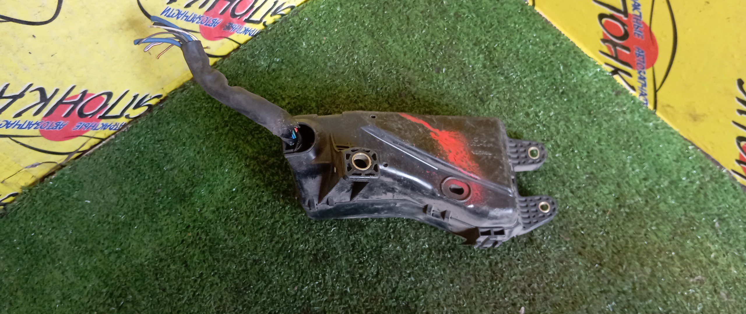 БЛОК ПРЕДОХРАНИТЕЛЕЙ ПОД КАПОТ/TOY/MARK II/MARK II BLIT/VEROSSA/GX110/GX110W/GX115/GX115W/JZX110/1G-FE/1JZ-FSE/1JZ-GE/1JZ-GTE/БОЛЬШОЙ