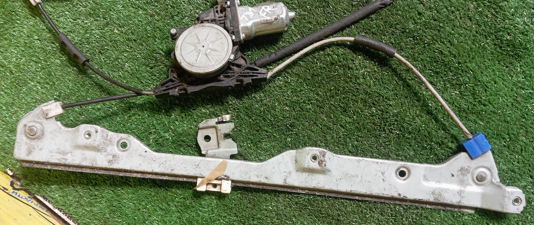 СТЕКЛОПОДЪЕМНИК/NIS/X-TRAIL/DNT31/NT31/T31/TNT31/F/R