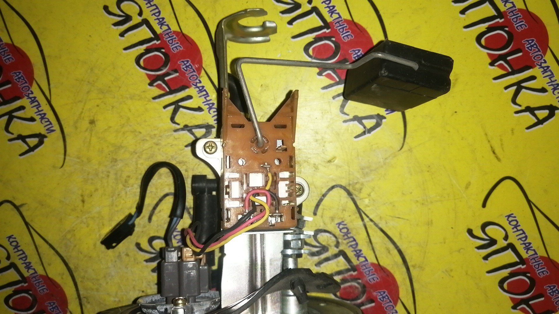 КОРПУС БЕНЗОНАСОСА/TOY/COROLLA/SPRINTER/SPRINTER CARIB/AE100/AE100G/AE101/AE101G/AE104/AE104G/AE111/AE111G/EE101/EE104G/3 ШТУЦЕРА/КРУГЛЫЙ