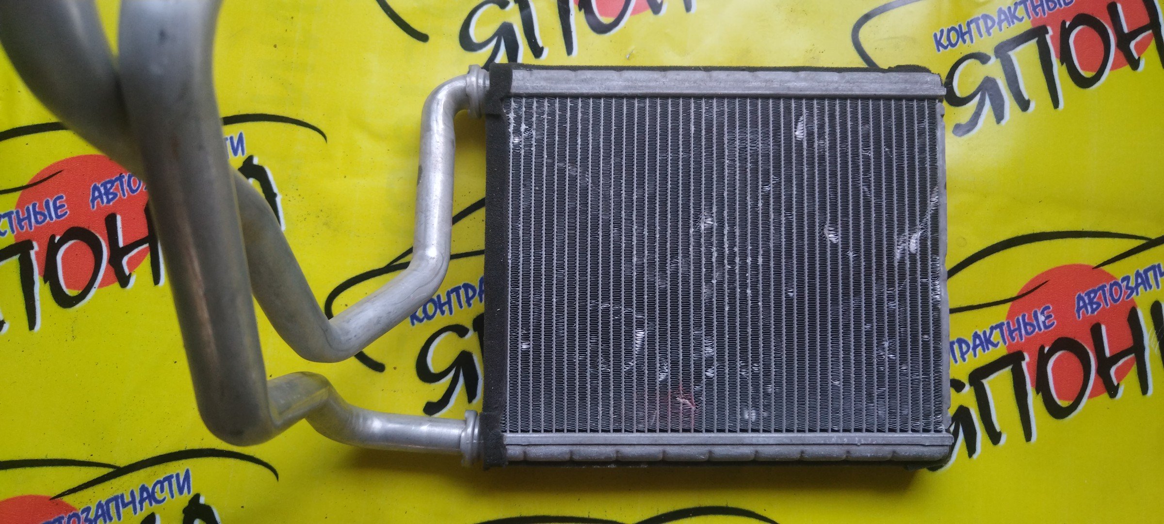 РАДИАТОР ПЕЧКИ/TOY/NOAH/VOXY/ZRR70