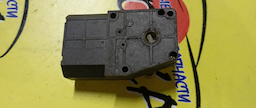 СЕРВОПРИВОД ЗАСЛОНОК ПЕЧКИ/MMC/PAJERO IO/AIRTREK/LANCER/DINGO/DION/FORESTER/CS5W/H76W/CQ2A/CU2W/CR9W/SG5/502752-1330