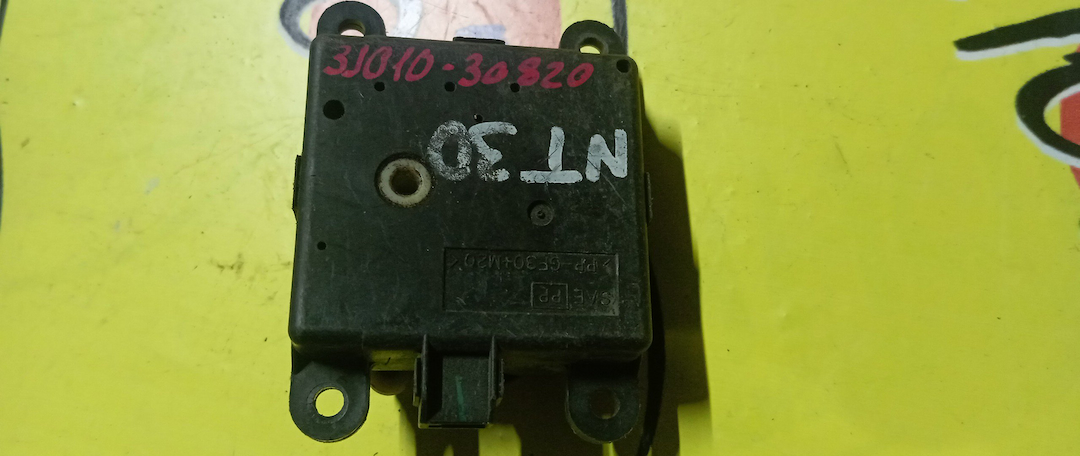 СЕРВОПРИВОД ЗАСЛОНОК ПЕЧКИ/NIS/MURANO/TEANA/X-TRAIL/PZ50/J31/NT30/3J010-30820
