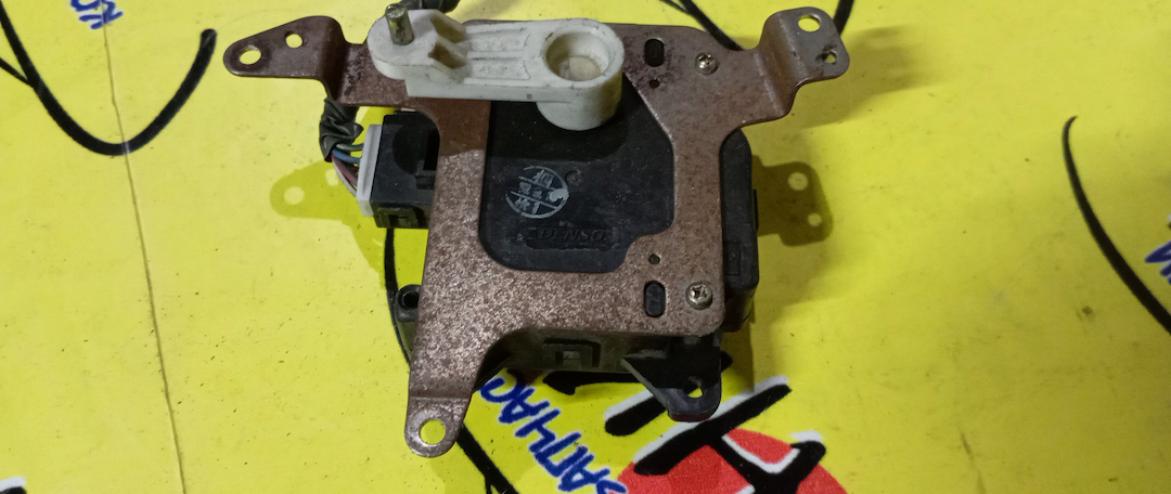 СЕРВОПРИВОД ЗАСЛОНОК ПЕЧКИ/TOY/CORONA PREMIO/CARINA/CALDINA/NADIA/ST210/AT210/SXN10/063700-6221