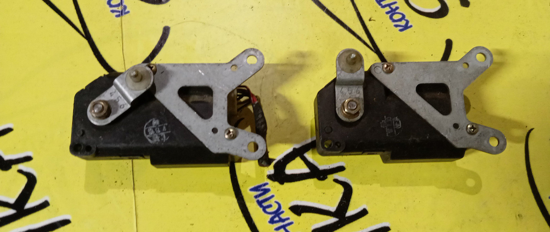 СЕРВОПРИВОД ЗАСЛОНОК ПЕЧКИ/TOY/COROLLA/SPRINTER/AE110/063700-5751