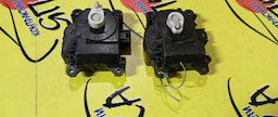 СЕРВОПРИВОД ЗАСЛОНОК ПЕЧКИ/TOY/FIELDER/RAV4/AURIS/VITZ/WISH/CAMRY/ALLION/PRIUS/NZE141/ACA20/NZE151/NCP90/ZRT260/ZGE20/ZRR70/ACV40/ZVW30/063700-8330