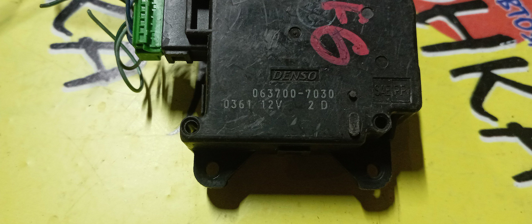СЕРВОПРИВОД ЗАСЛОНОК ПЕЧКИ/HON/ACCORD/CF4/063700-7030