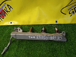 ФОРСУНКА/TOY/VITZ/RACTIS/NSP135/NSP120/NSP122/1NRFE/С РЕЙКОЙ/2325047030