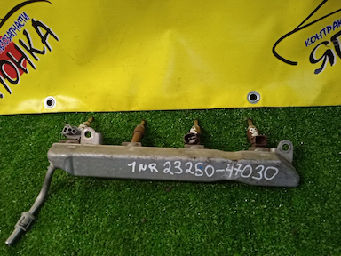 ФОРСУНКА/TOY/VITZ/RACTIS/NSP135/NSP120/NSP122/1NRFE/С РЕЙКОЙ/2325047030
