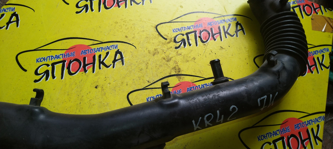 ГОФРА ВОЗДУШНОГО ФИЛЬТРА/TOY/LITE ACE NOAH/TOWN ACE NOAH/KR42V/KR52V/7K-E