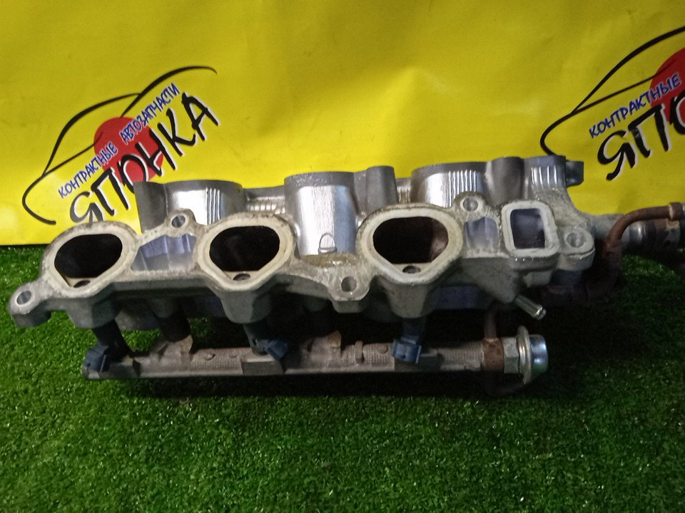 ФОРСУНКА/TOY/1MZFE/В СБОРЕ С РАМПОЙ/2325020020