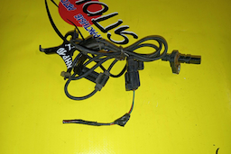 ДАТЧИК ABS/TOY/AQUA/COROLLA FIELDER/RACTIS/SIENTA/NHP10/NRE160/NZE161/NZE164/NKE165/NRE161/ZRE162/NSP120/NCP120/NSP122/NCP125/NSP170/NHP170/NSP172/NCP175/NSP130/F/L