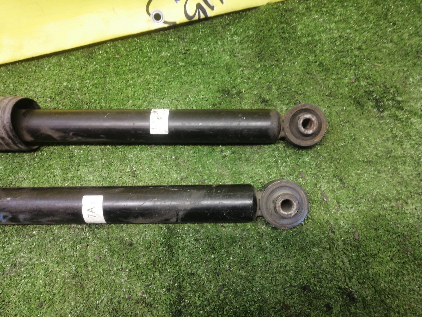 АМОРТИЗАТОР/HON/STEP WAGON/RF3/RF4/RF5/B