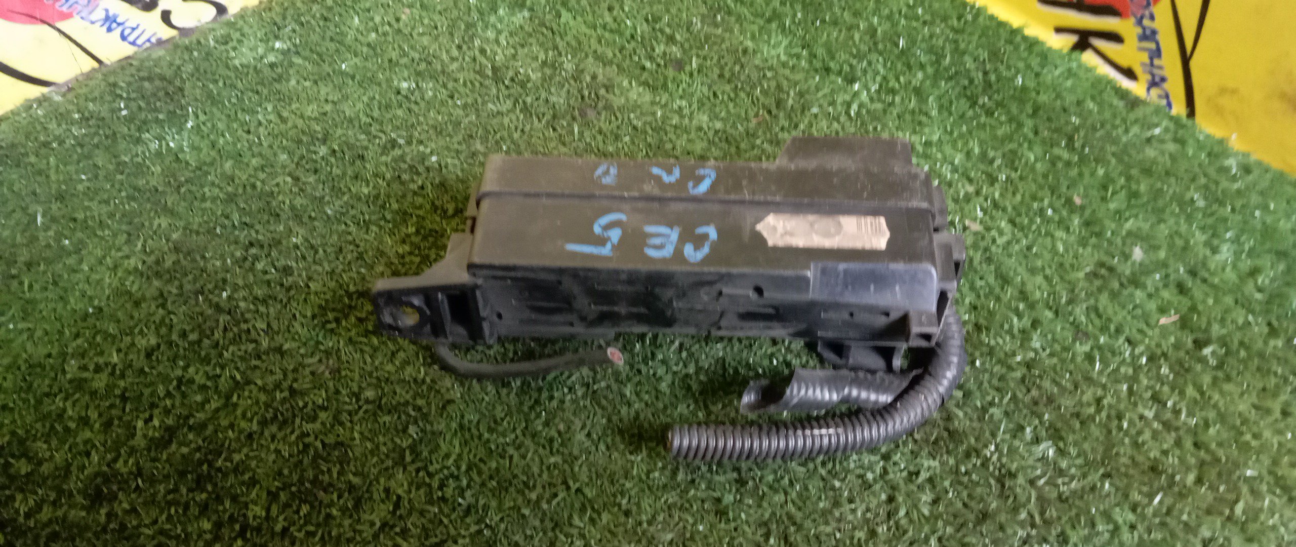 БЛОК ПРЕДОХРАНИТЕЛЕЙ ПОД КАПОТ/HON/ACCORD INSPIRE/ASCOT/INSPIRE/RAFAGA/SABER/VIGOR/G20A/G25A/CB5/CC2/CC3/CE4/CE5/UA1/UA2/МАЛЫЙ