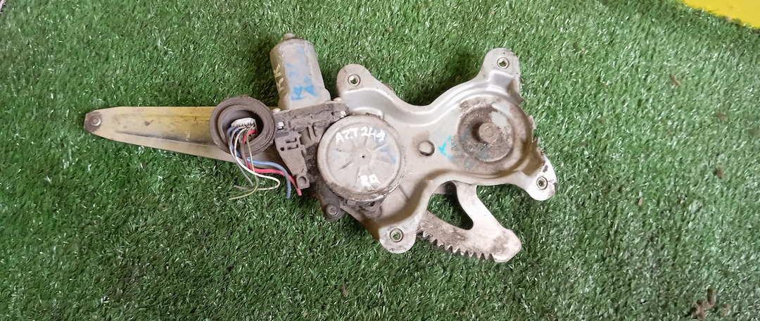 СТЕКЛОПОДЪЕМНИК/TOY/CALDINA/AZT241/AZT246/ST246/ZZT241/ZZT245/B/R