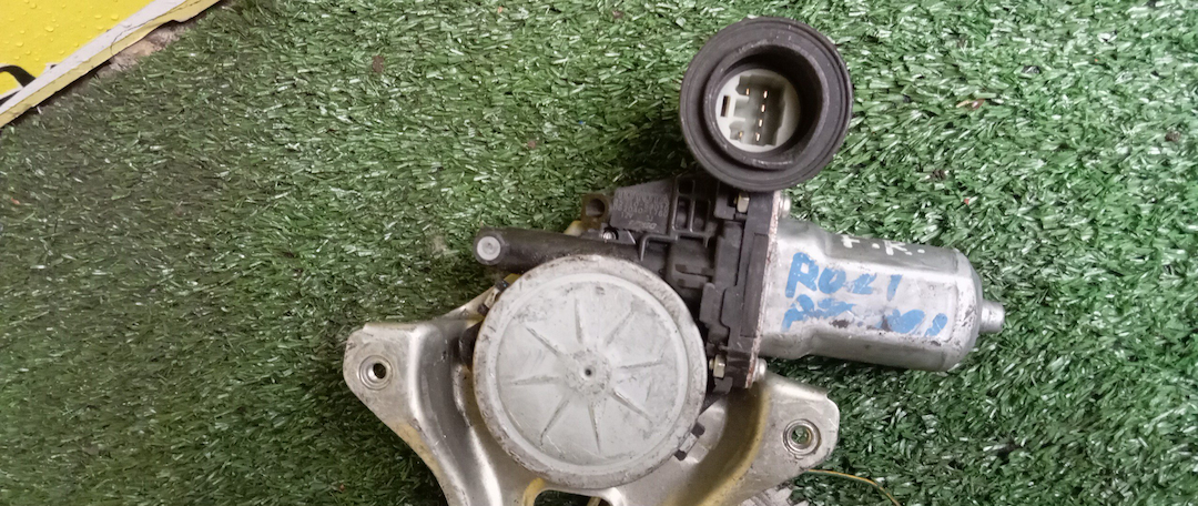 СТЕКЛОПОДЪЕМНИК/TOY/CALDINA/AZT241/AZT246/ST246/ZZT241/ZZT245/F/R