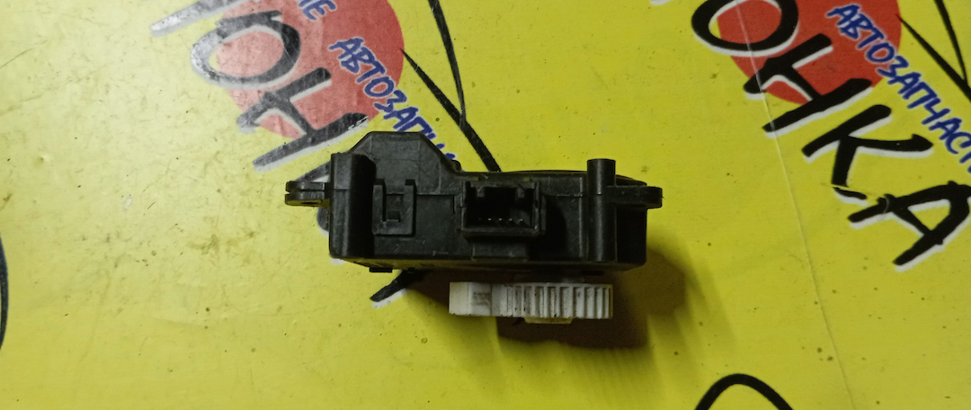 СЕРВОПРИВОД ЗАСЛОНОК ПЕЧКИ/TOY/CAMRY/ACV40/ACV45/GSV40/AHV40/ASV40/0638000171