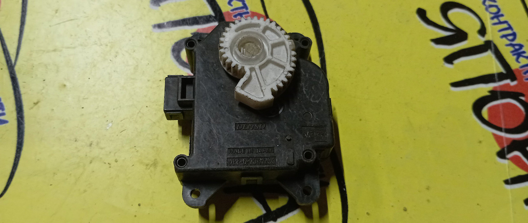 СЕРВОПРИВОД ЗАСЛОНОК ПЕЧКИ/TOY/CAMRY/ACV40/ACV45/GSV40/AHV40/ASV40/0638000171