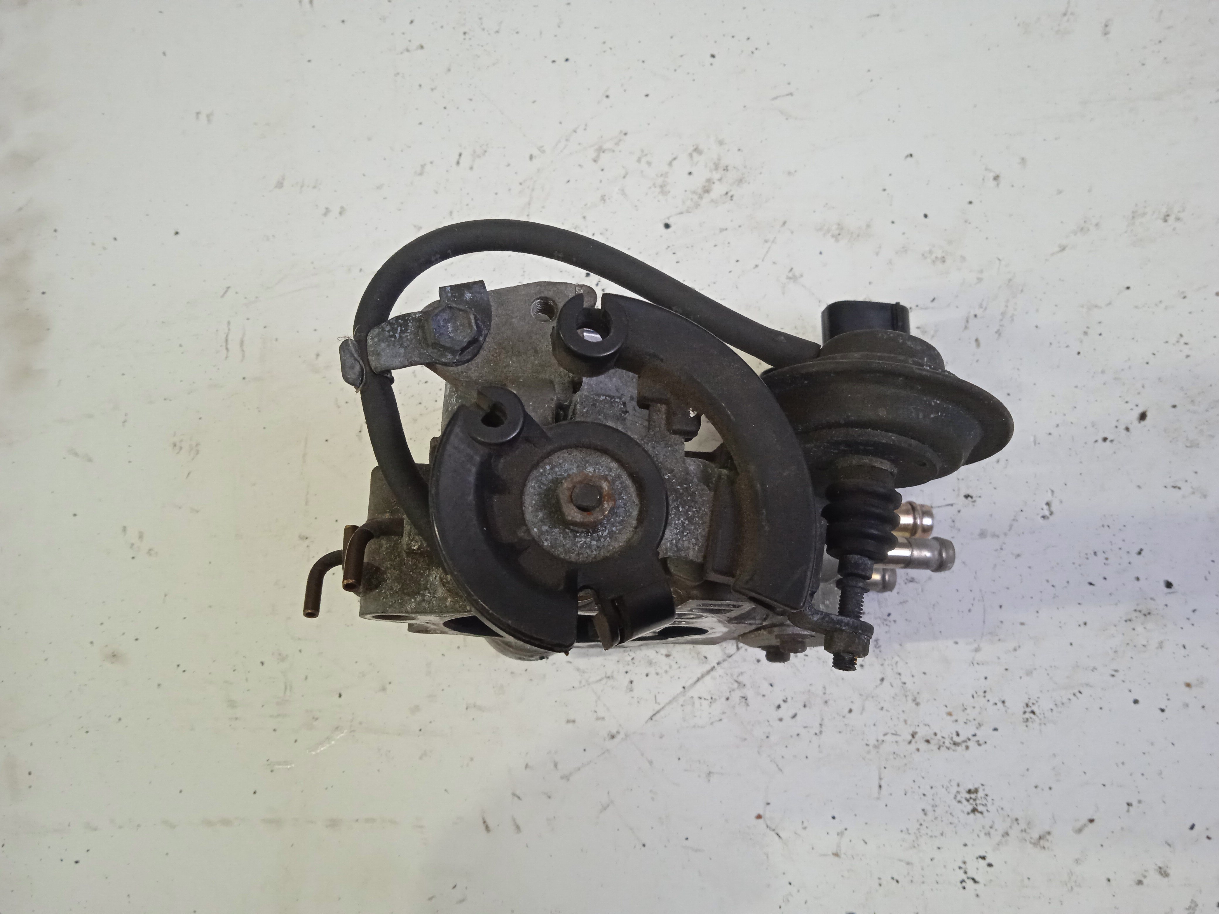 ЗАСЛОНКА ДРОССЕЛЬНАЯ/TOY/3S-FE/4S-FE/AVENSIS/CALDINA/CAMRY/CARINA/CORONA/CORONA PREMIO/RAV4/VISTA/ST191/ST191G/ST195/ST195G/ST210/ST210G/ST215/ST215G/ST220/SV41/SV42/SV43/SV55/SXA10/SXA10G/SXA11/SXA11G/SXA15/SXA15G/SXA16/SXA16G/3 БОЛТА С ВАКУУМОМ/3 БОЛЬШ И 4 МАЛ ТРУБКИ