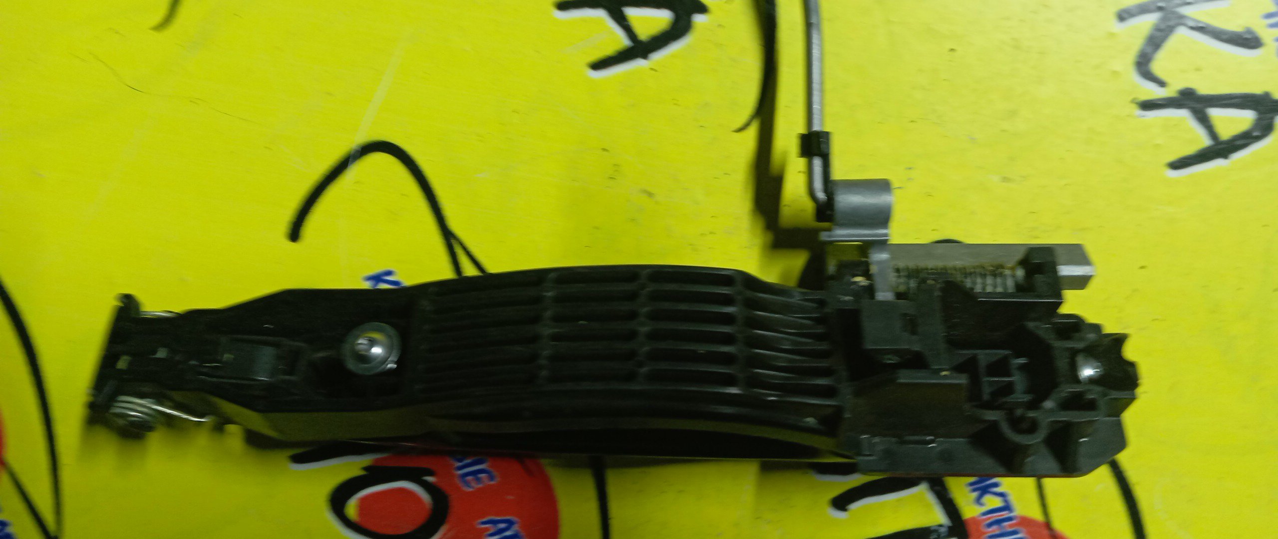 РУЧКА ДВЕРИ ВНЕШНЯЯ/MAZ/CX-5/KE2FW/B/R