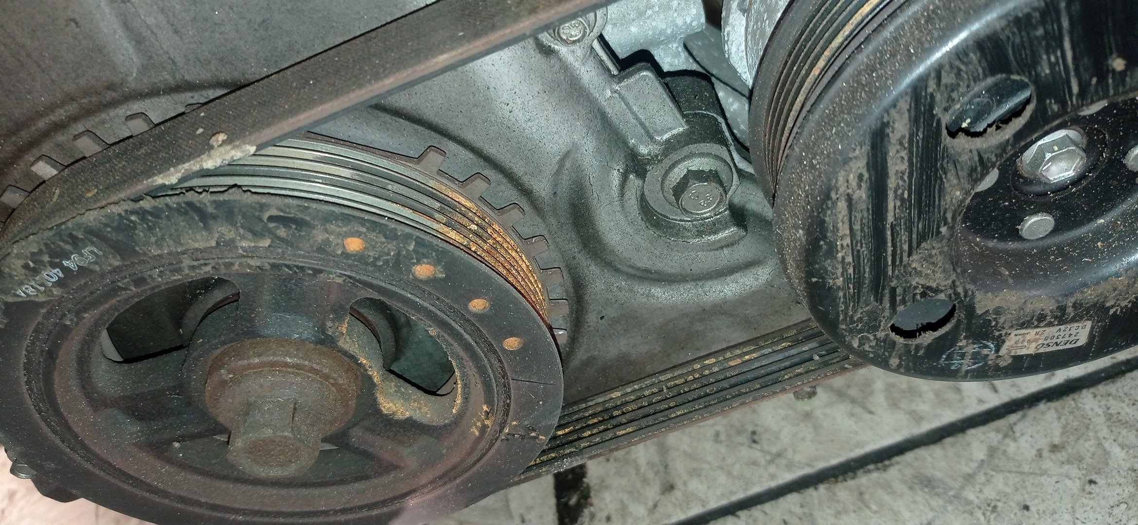 ДВС/MAZ/L3-VE/BLACK/ATENZA/ATENZA WAGON/AXELA/MAZDA6/PREMACY/BK3P/CR3W/GG3P/GG3S/GY3W/LY3P/КАТУШКИ СВЕРХУ/ДАТЧИК VVTI/ЩУП ЧЕРЕЗ ГОЛОВУ/КОМПРЕССОР СБОКУ