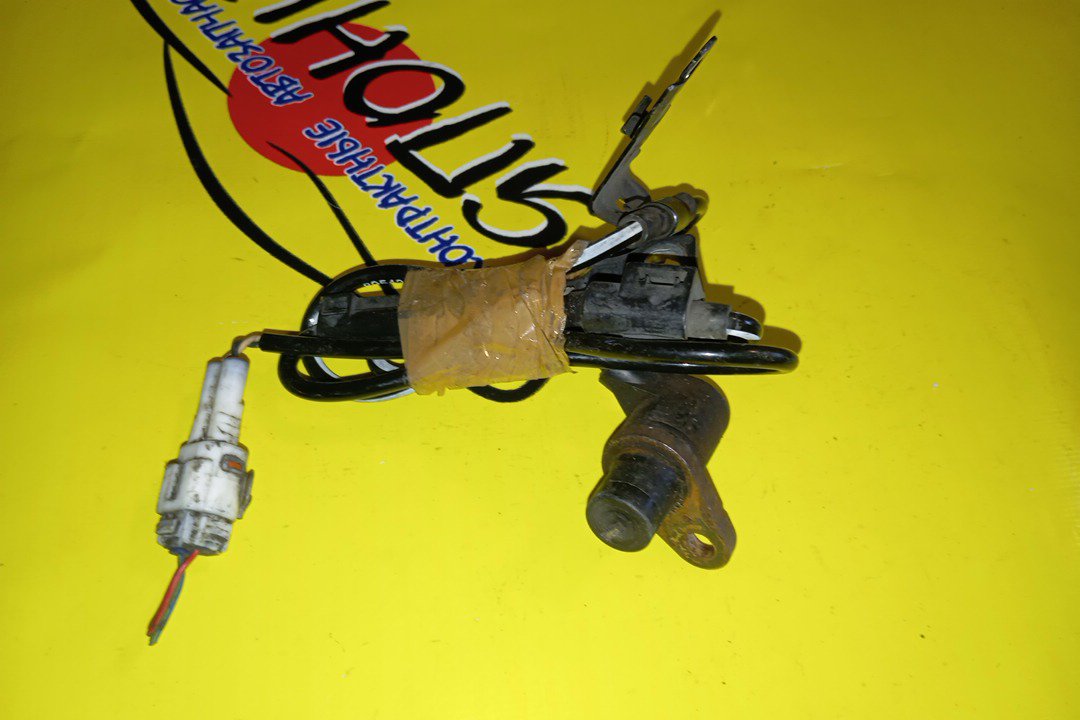 ДАТЧИК ABS/TOY/SCION/ALLION/AVENSIS/CALDINA/PREMIO/TC/WISH/ADT250L/ADT251L/ANE10G/ANE11W/ANT10/AZT240/AZT241W/AZT246W/AZT250/AZT251/AZT255/CDT250L/NZT240/ST246W/ZGE25W/ZNE10G/ZRT265/ZZT240/ZZT241W/ZZT245/ZZT250L/ZZT251L/F/L