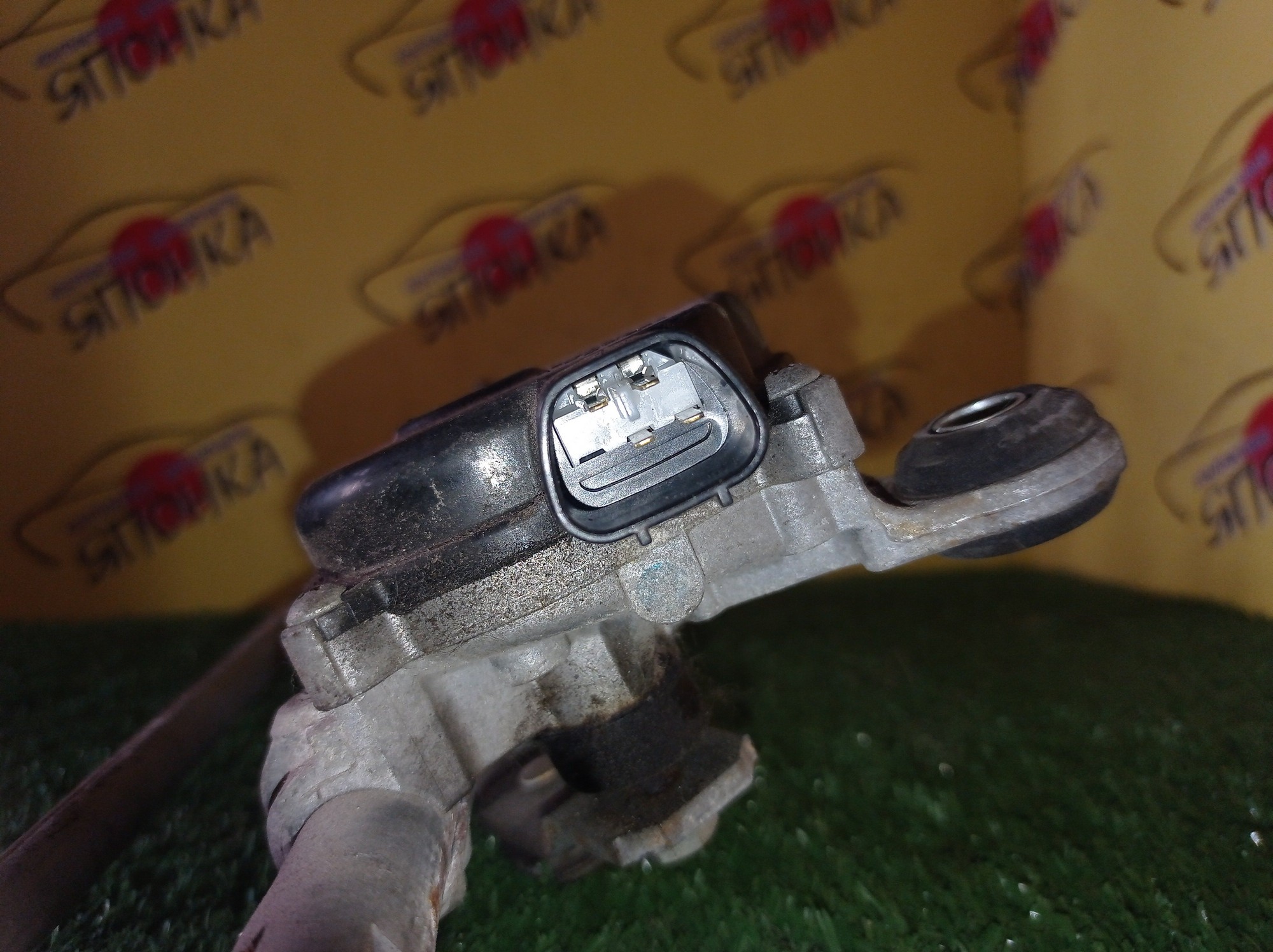 ТРАПЕЦИЯ ДВОРНИКОВ/NIS/LEAF/ZE0/AZE0/С МОТОРОМ