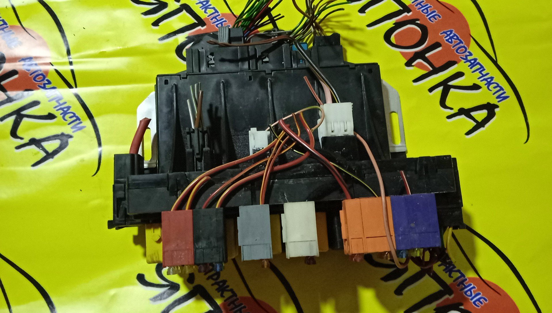 БЛОК ПРЕДОХРАНИТЕЛЕЙ ПОД КАПОТ/MERC/C-CLASS/S-CLASS/V220/W220/C215/M112E28/M112E32/M112E37/M113E43/M113E50/M113E55/M137E58/M137E63/M275E55/M275E60/OM613LA/OM628/OM648/A0325458232/F/L