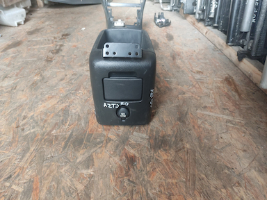 ПОДЛОКОТНИК/TOY/AVENSIS/ADT250/ADT251/AZT250/AZT251/AZT255/CDT250/ZZT250/ZZT251
