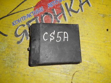 КРЫШКА БЛОКА ПРЕДОХРАНИТЕЛЕЙ/MMC/LANCER/CS2A/CS5W