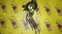 КОРПУС БЕНЗОНАСОСА/TOY/CROWN/JZS151/2 ШТУЦЕРА