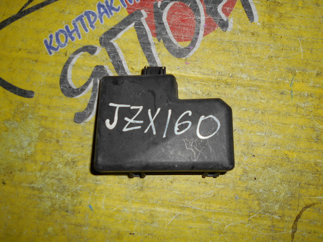 КРЫШКА БЛОКА ПРЕДОХРАНИТЕЛЕЙ/TOY/ARISTO/JZS160/JZS161/1JZ-GE/БОЛЬШОЙ