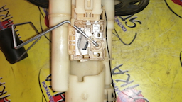 КОРПУС БЕНЗОНАСОСА/HON/STEPWAGON/RF3/RF4/RF5/RF6/RF7/RF8/1 ШТУЦЕР