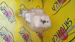 БАЧОК ОМЫВАТЕЛЯ СТЕКОЛ/TOY/PRIUS/NHW20/NHW20L/1 МОТОРЧИК