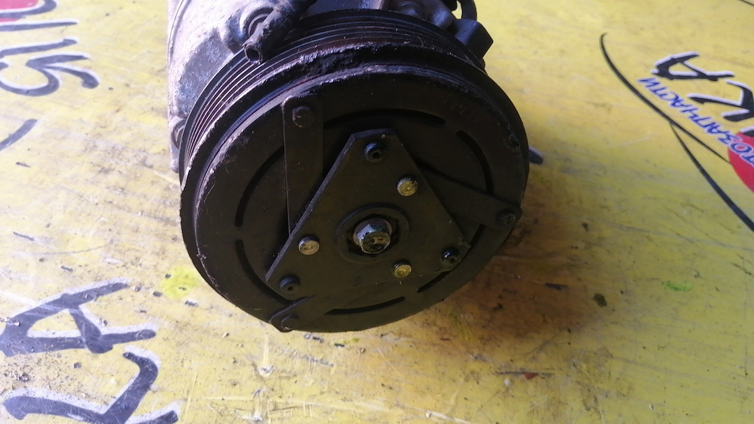 КОМПРЕССОР КОНДИЦИОНЕРА/NIS/MR20-DD/MR20-DE/LAFESTA/SERENA/X-TRAIL/B30/C25/C26/CC25/CNC25/FC26/FNC26/HC26/HFC26/NB30/NC25/NC26/NT31/T31/ТРУБКИ СЗАДИ/92600CY000/92600CY09E/92600CY70A/92600CY71A/92600EN200/92600EN22A/92600EN22B/92600EN20A